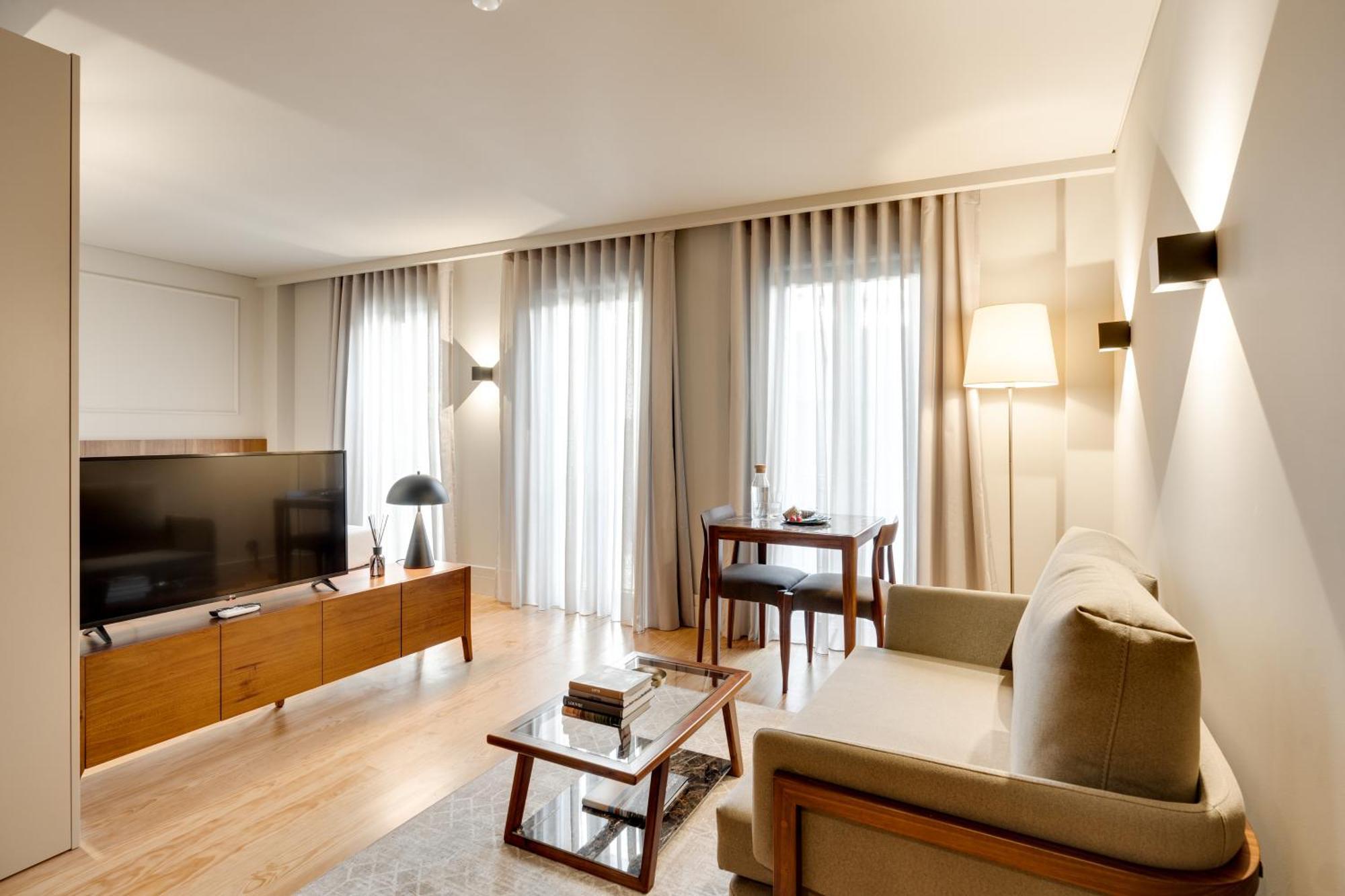 Avus M Suites And Apartments By Da'Home Porto Zewnętrze zdjęcie