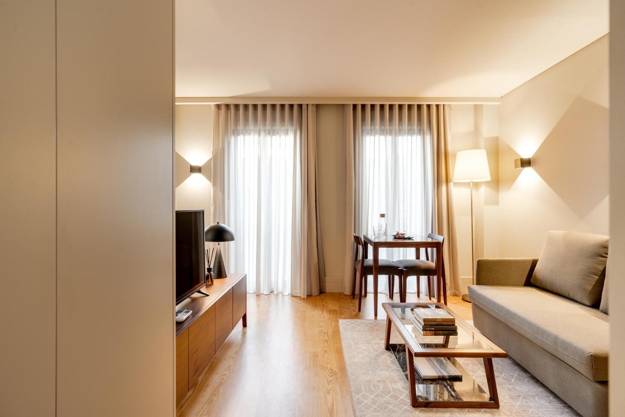 Avus M Suites And Apartments By Da'Home Porto Zewnętrze zdjęcie